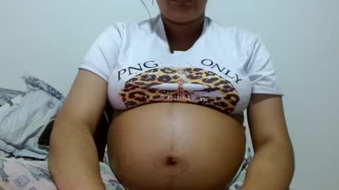 Snapshot of jose_ruiz1 chatting on February 8, 2025, 1:43 am jose y carolina online show from February 8, 2025, 1:43 am