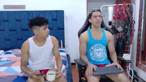 jose_rumbero91 online show from November 28, 2025, 11:57 am