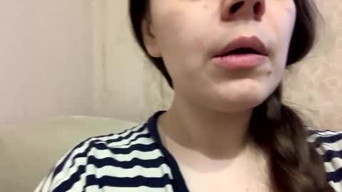 Snapshot of josefine_darkfeel chatting on December 17, 2024, 12:11 pm Josefine darkfeel online show from December 17, 2024, 12:11 pm