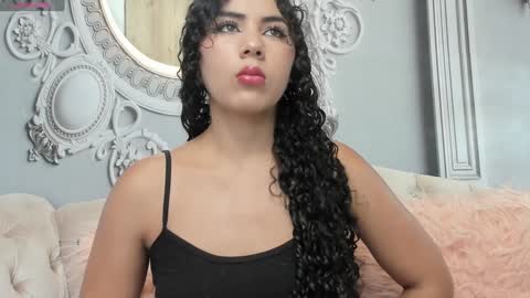 Snapshot of joselyn_sexy_ chatting on January 20, 2025, 6:32 pm Katalina online show from January 20, 2025, 6:32 pm