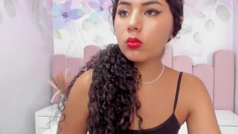 Snapshot of joselyn_sexy_ chatting on March 5, 2025, 5:29 pm Katalina online show from March 5, 2025, 5:29 pm