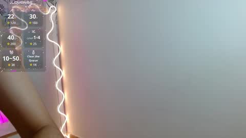 Joselyn  online show from December 5, 2025, 12:25 pm