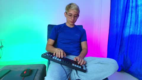 JOSEPH BROWN online show from January 16, 2025, 8:36 pm