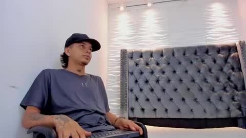 joseph_vans online show from May 5, 2026, 3:36 am