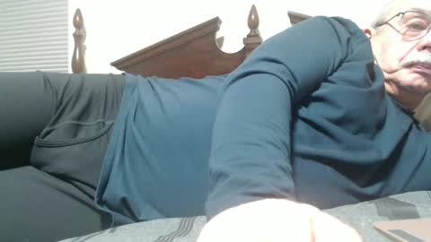 Snapshot of josephgr2021 chatting on December 15, 2024, 2:41 am josephgr2021 online show from December 15, 2024, 2:41 am