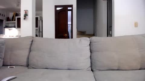 josezaens_ online show from September 23, 2025, 9:45 am