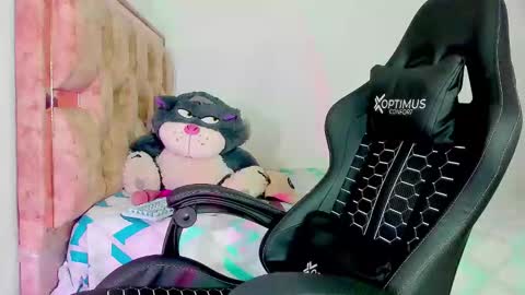 JOSH online show from February 6, 2026, 4:06 am