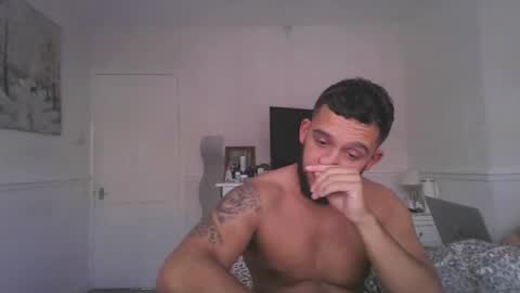josh_xo online show from July 4, 2026, 2:01 pm