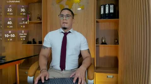 joshmiller___ online show from May 9, 2026, 7:19 pm