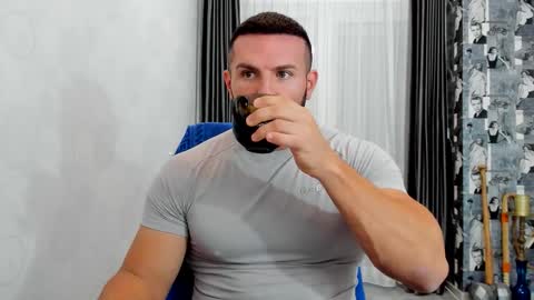 Snapshot of joshuamuscle69 chatting on November 27, 2025, 11:01 am joshuamuscle69 online show from November 27, 2025, 11:01 am