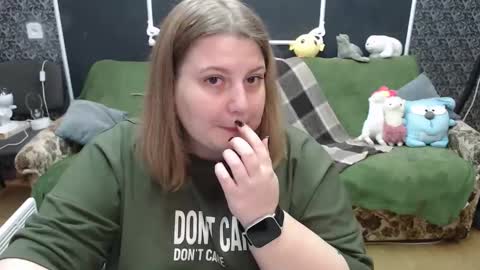 josiesun771 online show from October 24, 2025, 7:27 am