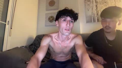 Snapshot of josjoseik chatting on May 17, 2026, 10:39 pm MorbosoMaximo online show from May 17, 2026, 10:39 pm