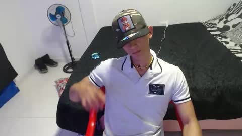 josue25sex online show from November 30, 2025, 2:59 am