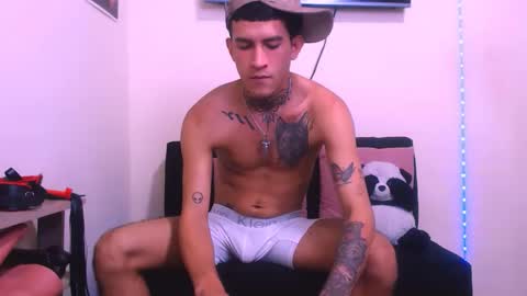 Snapshot of josue_linares chatting on May 3, 2026, 5:13 am josue_linares online show from May 3, 2026, 5:13 am