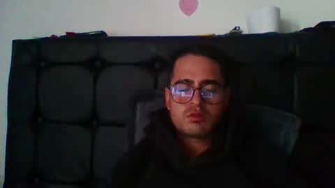 josux8 online show from January 14, 2026, 3:06 pm