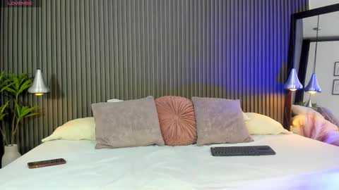 Jota Stivens online show from October 4, 2025, 11:08 am