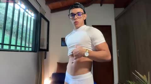 Snapshot of joulianogreco1 chatting on February 27, 2026, 10:21 pm Im Jouliano online show from February 27, 2026, 10:21 pm