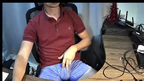 Matias online show from December 2, 2025, 5:57 am