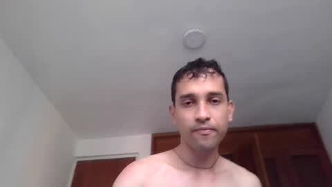 Snapshot of jovenvergonguapo09 chatting on August 1, 2026, 11:42 am Van Helsing online show from August 1, 2026, 11:42 am