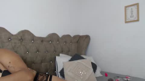 joy__smiht online show from September 10, 2025, 6:41 pm