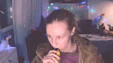 joy_keys online show from December 18, 2024, 3:00 pm