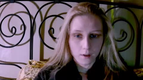 joy_keys online show from January 20, 2025, 7:57 pm