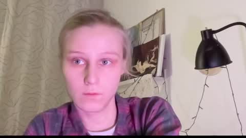 joy_keys online show from February 12, 2025, 4:11 pm