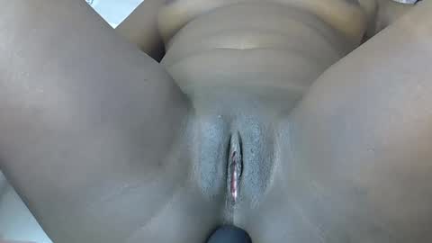 joy_sexxy online show from February 24, 2026, 3:43 pm