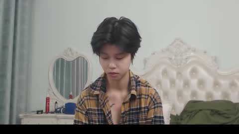 joycekay online show from November 14, 2025, 2:43 am