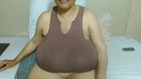 DairyQueen online show from November 25, 2025, 2:00 am