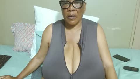 DairyQueen online show from December 14, 2025, 2:28 am