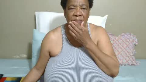 Snapshot of joycemando chatting on August 4, 2026, 4:04 am DairyQueen online show from August 4, 2026, 4:04 am