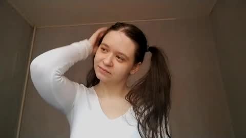 joyealice online show from April 3, 2026, 7:17 am