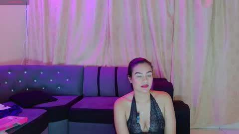 Snapshot of joyshe__vergara chatting on February 3, 2026, 5:27 am online show from February 3, 2026, 5:27 am