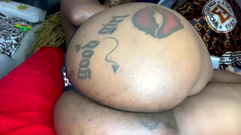 Butterflyass online show from January 9, 2026, 4:37 am