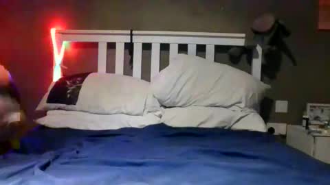 Naughty Couple online show from March 4, 2026, 1:33 am