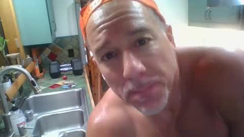 jroge21 online show from January 29, 2025, 3:33 am