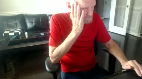 jtull52 online show from September 14, 2025, 3:33 pm