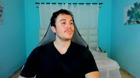 Snapshot of juan__jimenez chatting on May 14, 2026, 1:12 am Juan online show from May 14, 2026, 1:12 am