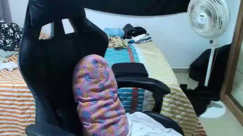 Snapshot of juan_gomez_1 chatting on October 1, 2025, 1:22 am juan_gomez_1 online show from October 1, 2025, 1:22 am