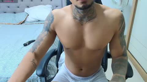 Snapshot of juan_gomez_1 chatting on July 28, 2026, 2:18 am juan_gomez_1 online show from July 28, 2026, 2:18 am