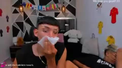 Snapshot of juan_nd_steven chatting on July 7, 2026, 1:30 am JuanSteven online show from July 7, 2026, 1:30 am