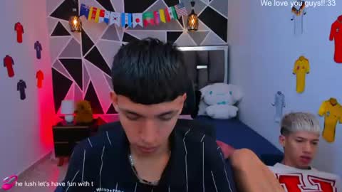 Snapshot of juan_nd_steven chatting on July 13, 2026, 10:51 am JuanSteven online show from July 13, 2026, 10:51 am