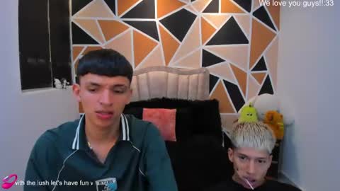 Snapshot of juan_nd_steven chatting on July 17, 2026, 3:46 am JuanSteven online show from July 17, 2026, 3:46 am
