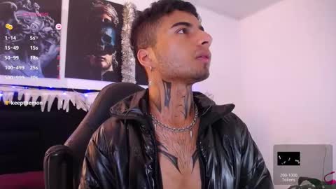 juancamilo66_ online show from December 24, 2024, 7:17 am