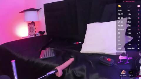 juancamilo66_ online show from October 20, 2025, 3:51 am