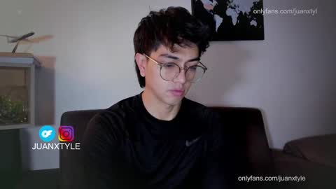 . online show from September 19, 2025, 3:08 am