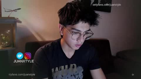 . online show from October 10, 2025, 3:27 am