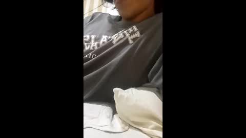 juandr27 online show from December 18, 2025, 9:43 pm