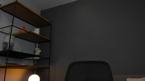 JUANDRES online show from June 10, 2026, 11:57 pm